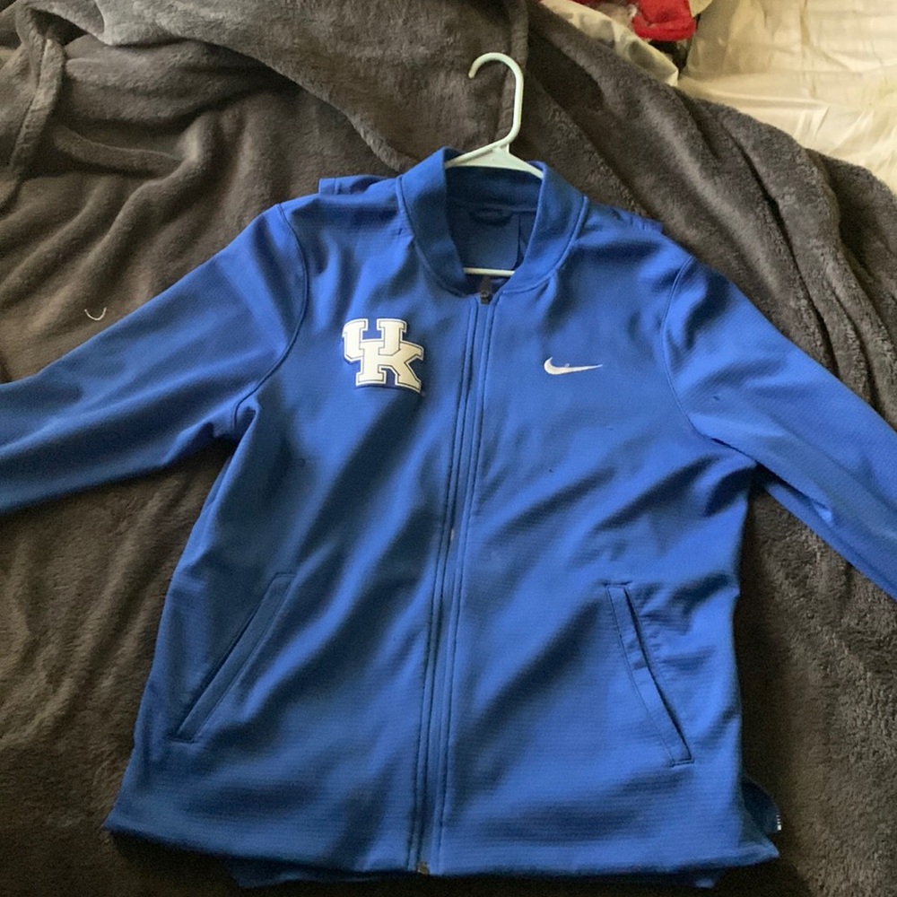 Kentucky mens basketball warm up jacket.